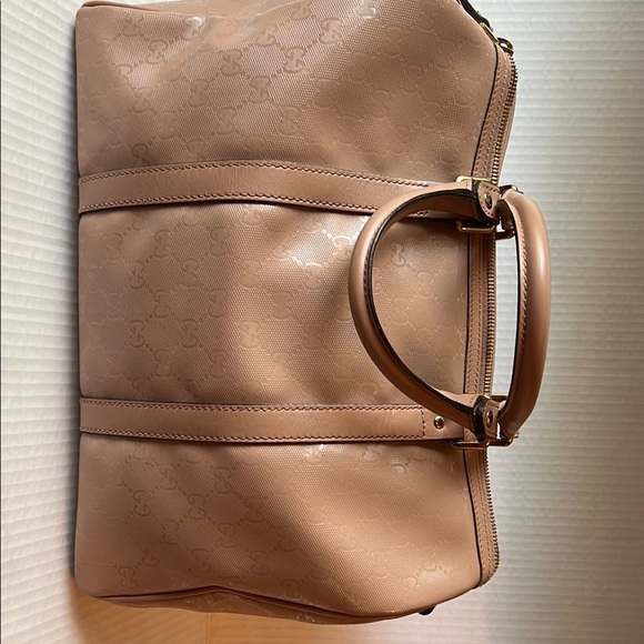 Gucci Beige Monogram Duffel Bag - Picture 3 of 13